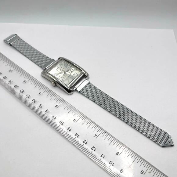 Vintage Silver Vivani Men's Watch - Picture 3 of 4
